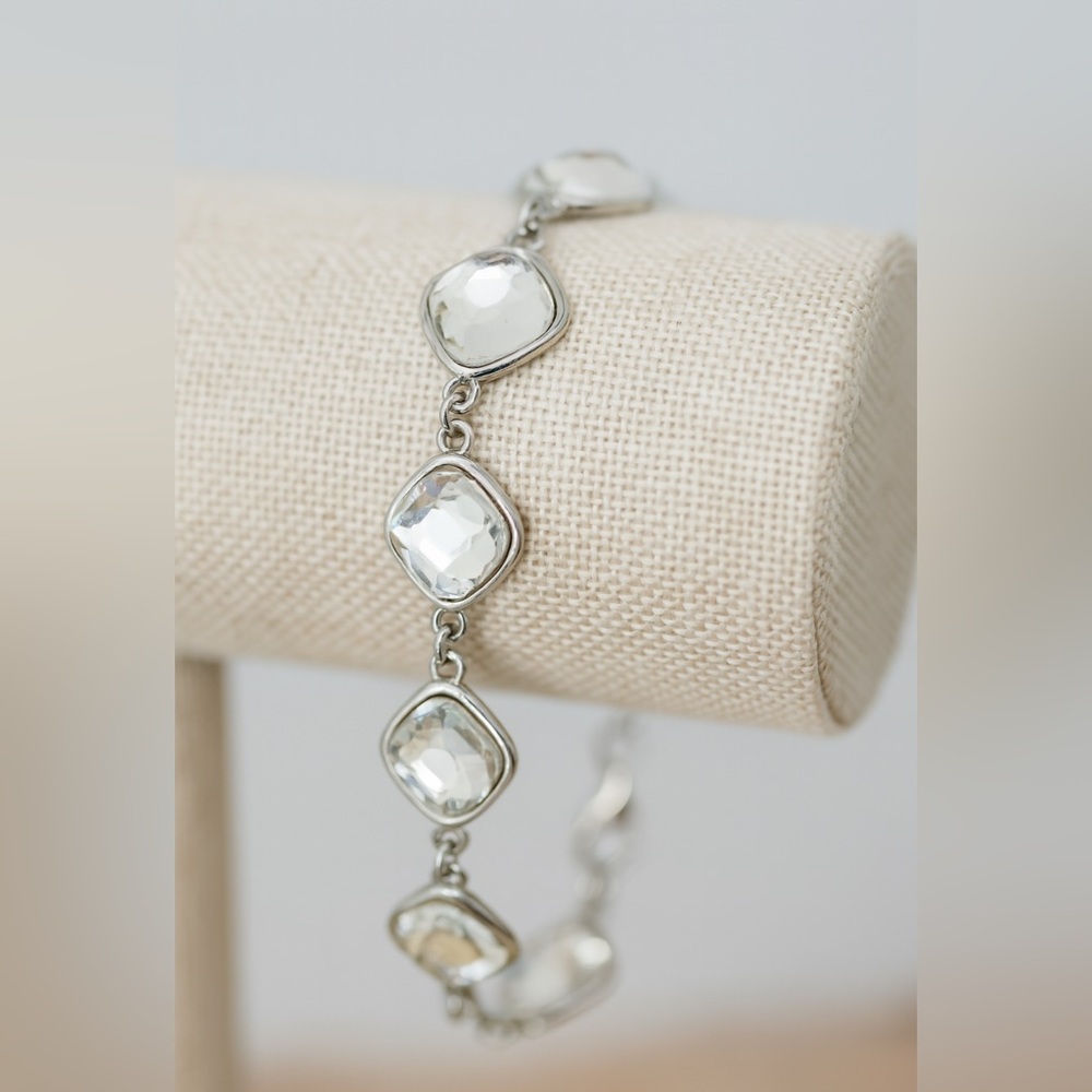 Y2K Silver toned rhinestone beaded chain‎ bracelet feminine dainty